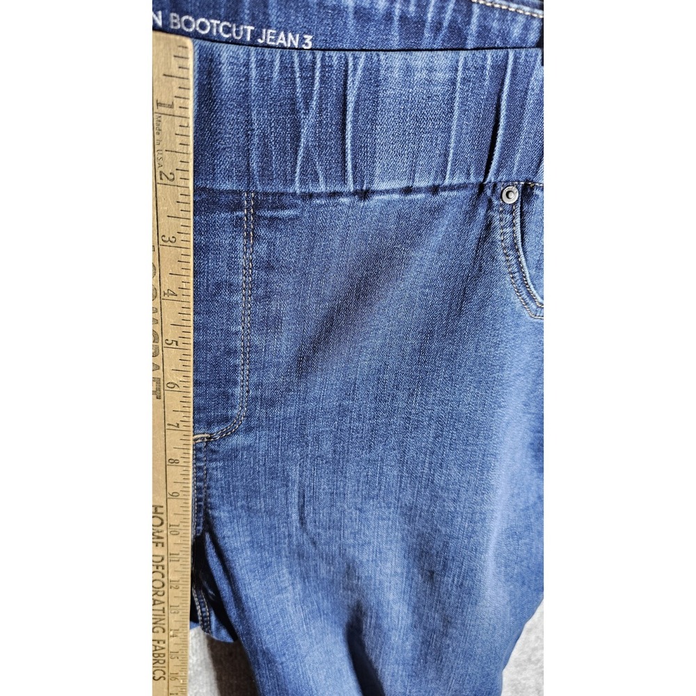 Chicos Pull On Bootcut Jeans Womens Sz 3 US Sz 16 Blue Medium Wash Back Pockets - Picture 6 of 7